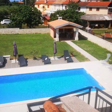 Apartments Alma Crveni Vrh Luaran gambar